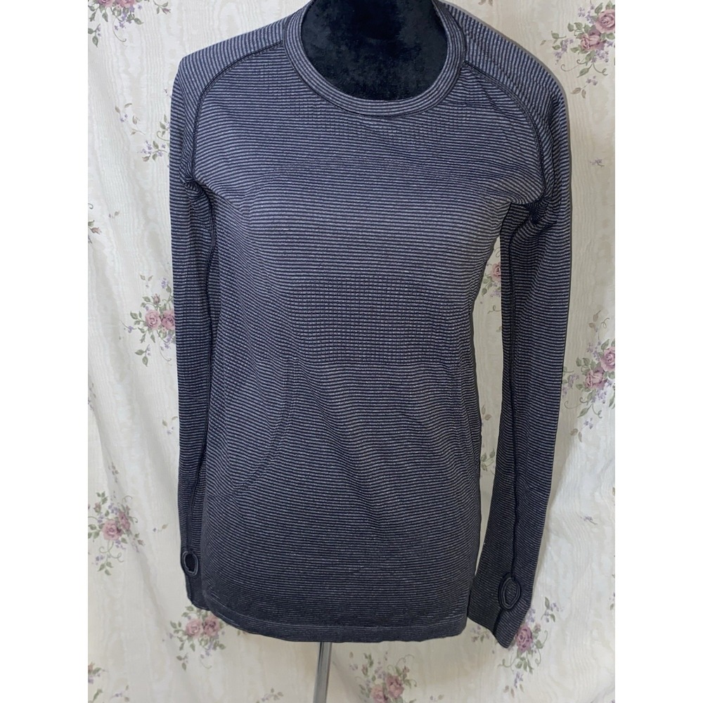 Lululemon Run Women's Swiftly Tech Long Sleeve Crew Navy/Grey Shirt Sz 10